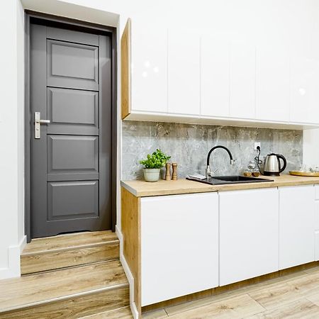Niron Apartament Dom Z Papieru Sztokholm ピワ エクステリア 写真