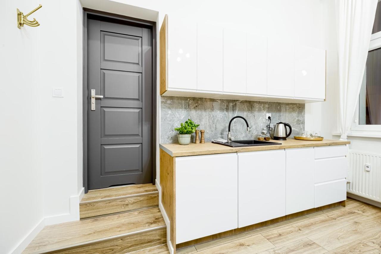 Niron Apartament Dom Z Papieru Sztokholm ピワ エクステリア 写真